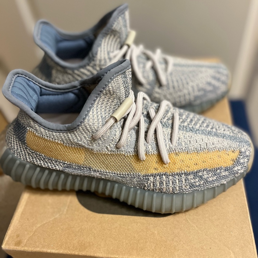 Yeezy boost 350 V2